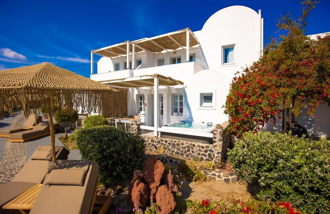 Phaos Santorini Suites-1