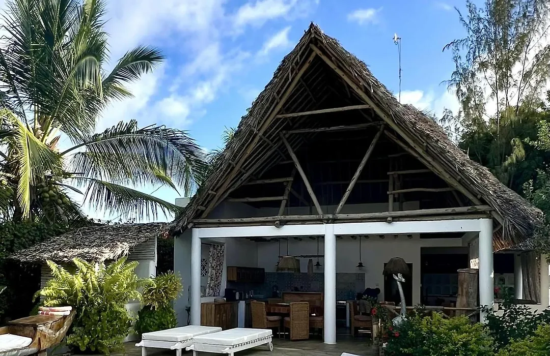 Dama Villa-1