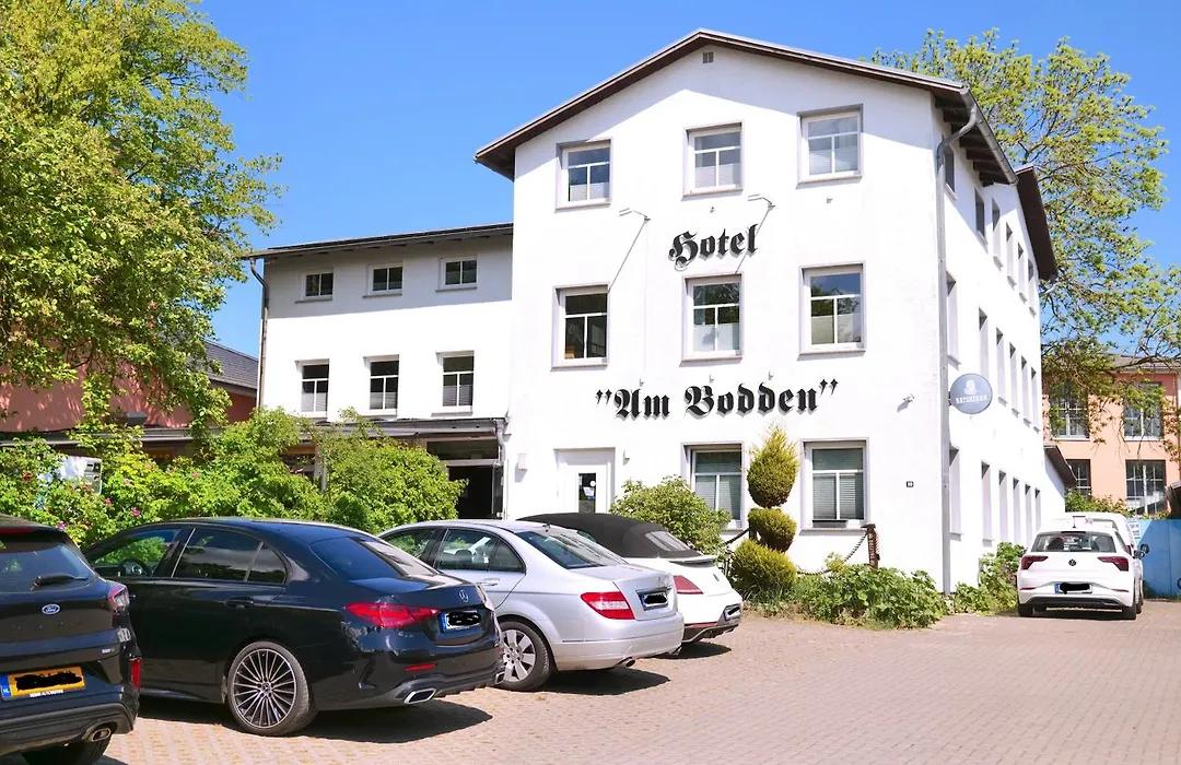 Hotel & Restaurant Am Bodden-1