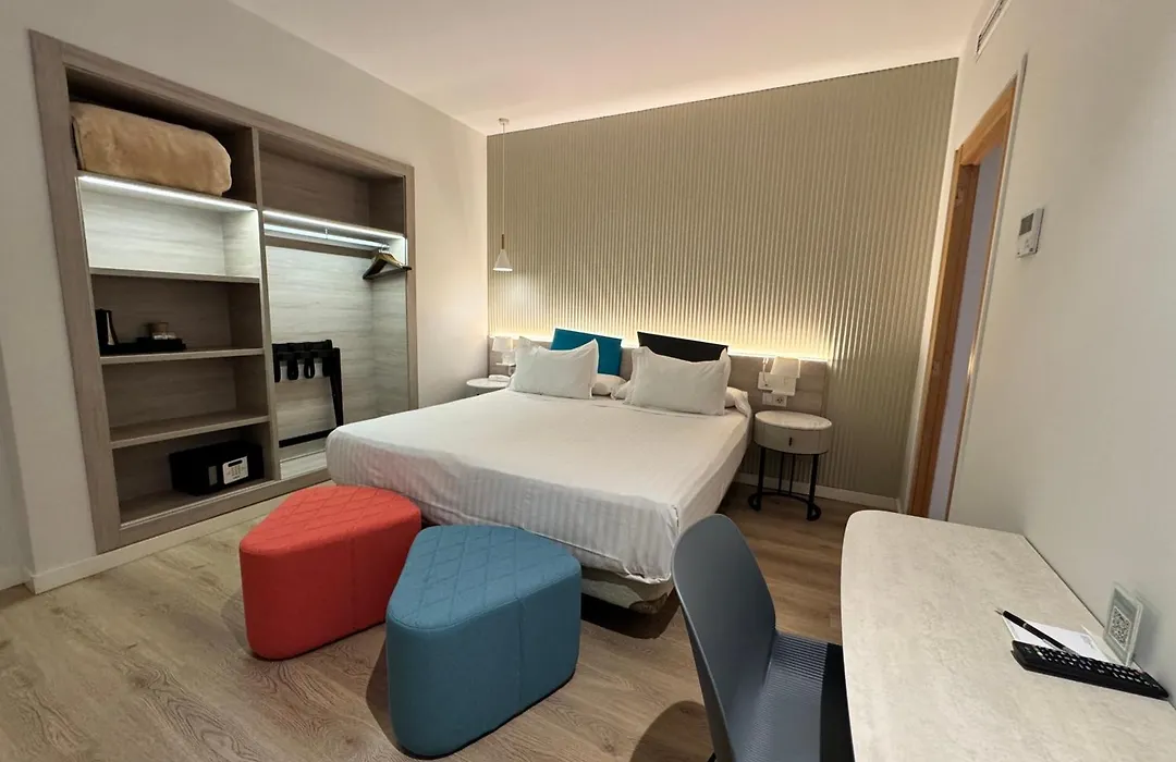 Hotel Mediterraneo Valencia-1