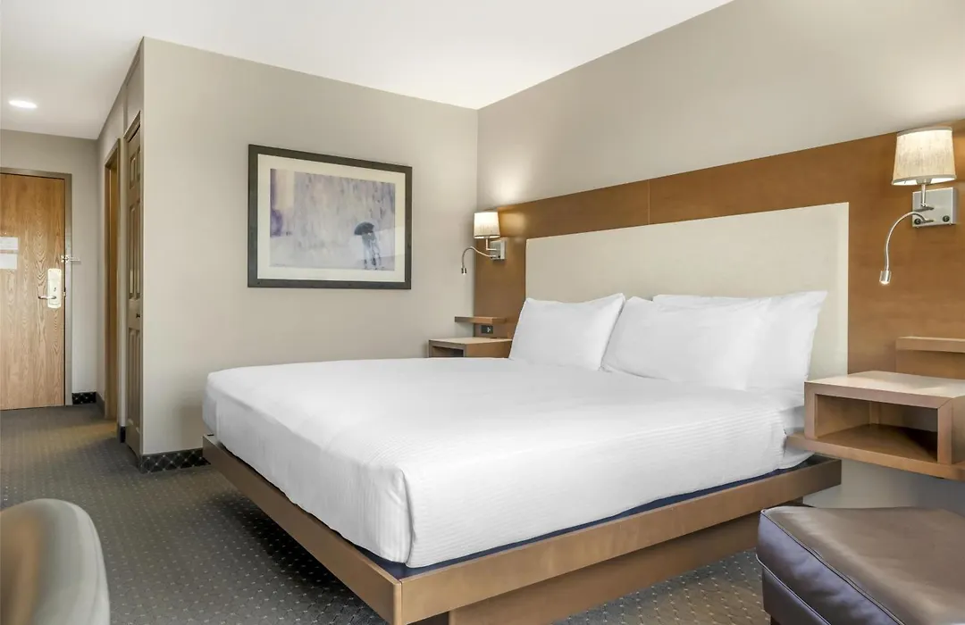 Best Western Plus Woodstock Hotel Conference Centre-1