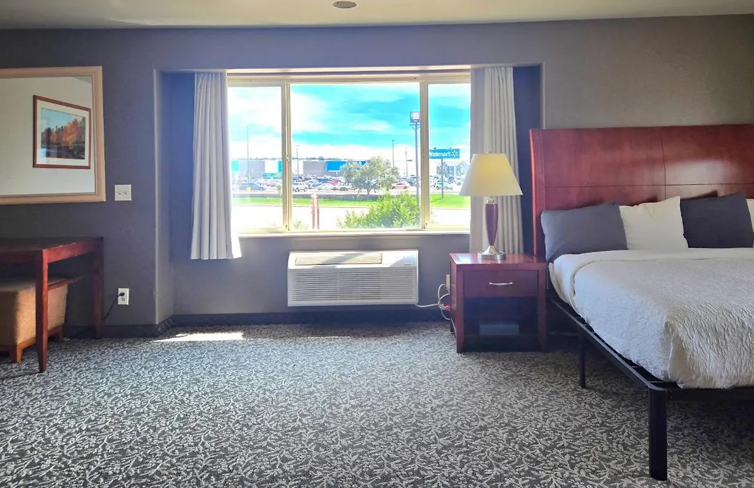 Olympia Inn-1