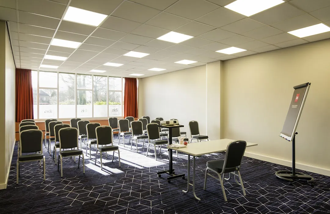 Ibis Utrecht-1