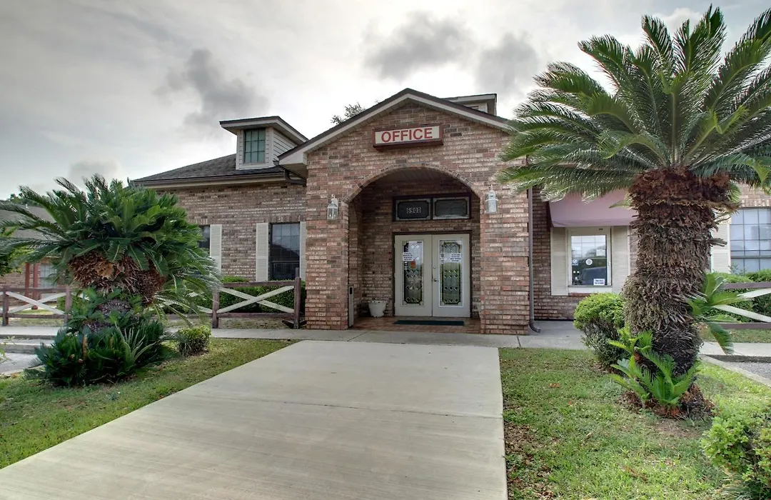 Hotel Del Sol - Pensacola-1