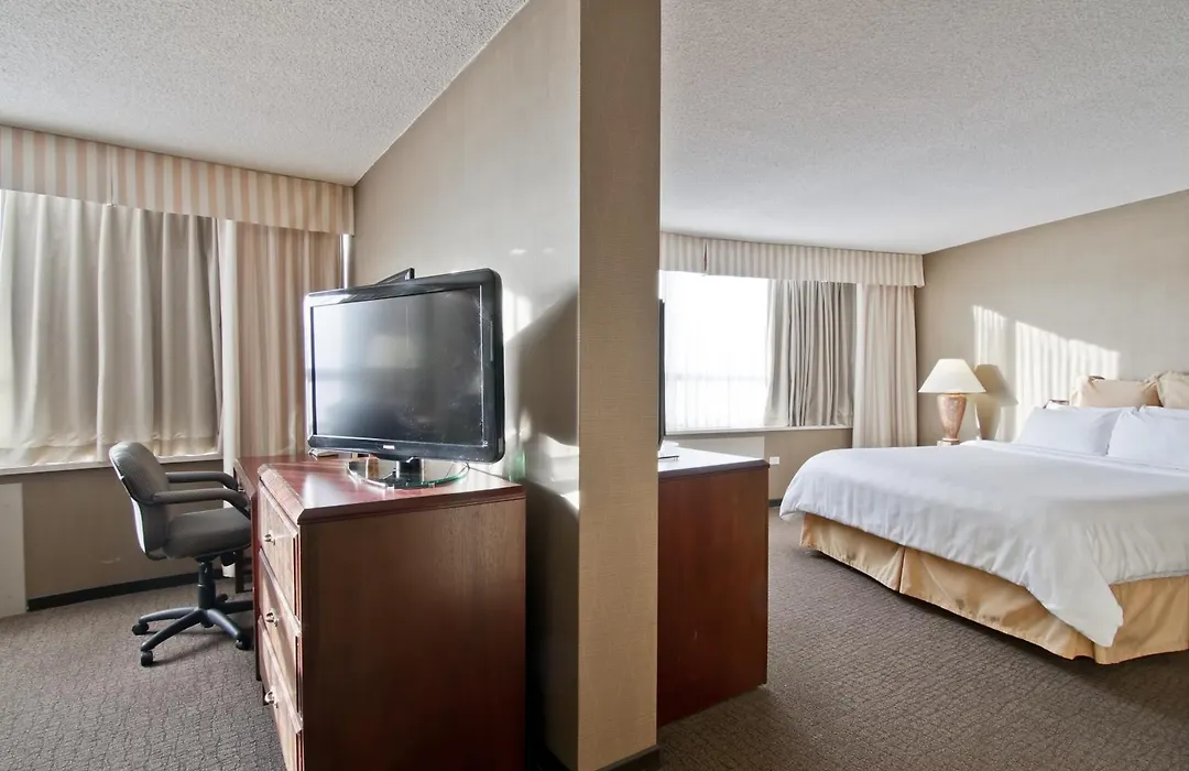 Chateau Lacombe Hotel-1