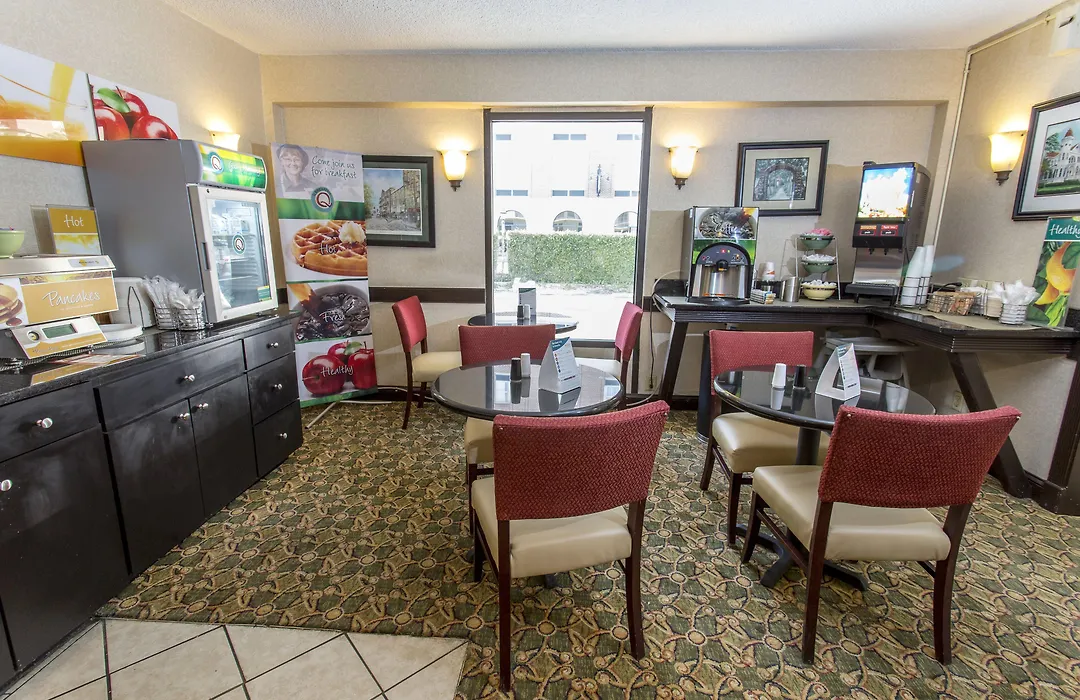 Quality Inn Savannah Historic District-1