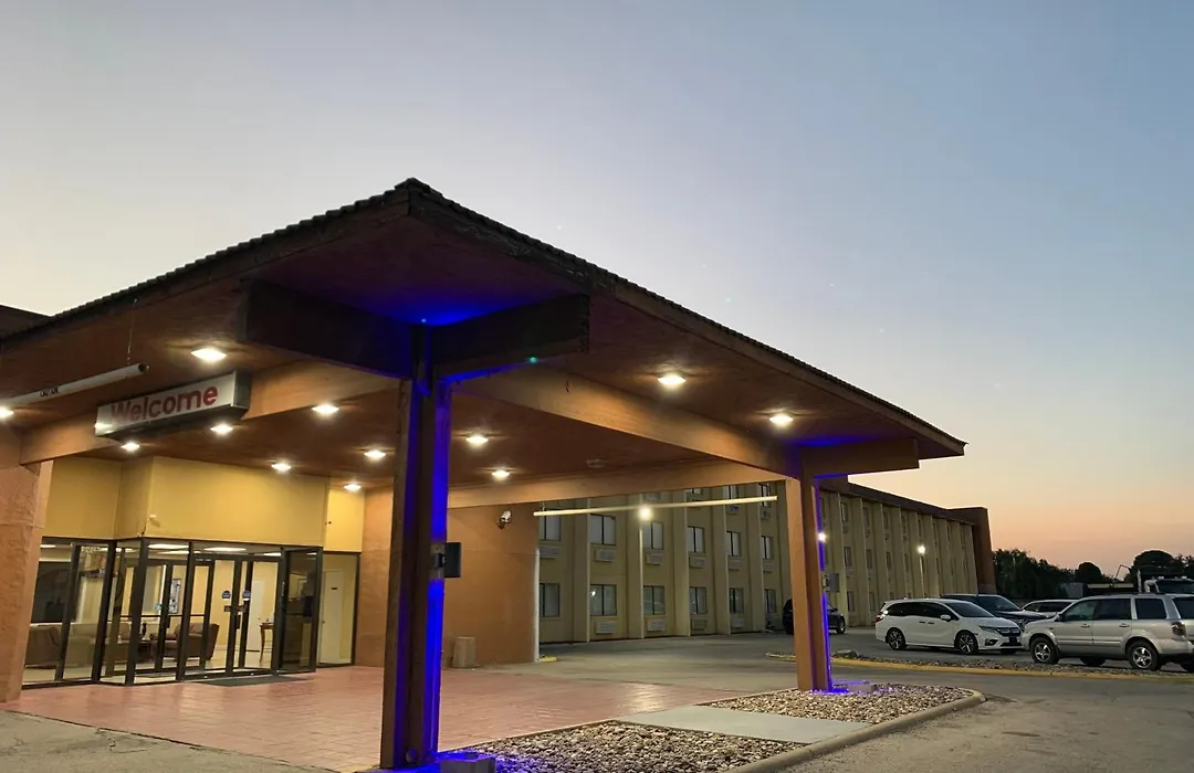Travelodge By Wyndham Odessa-1