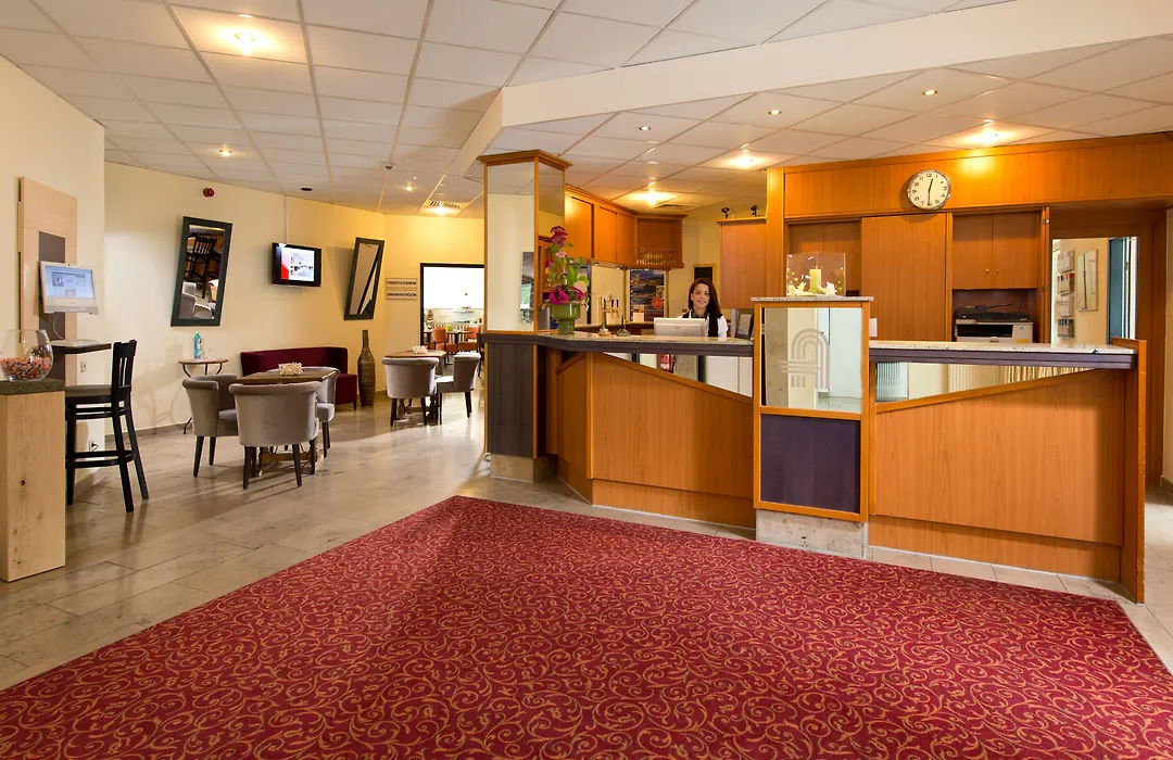 Achat Hotel Stuttgart Zuffenhausen-1