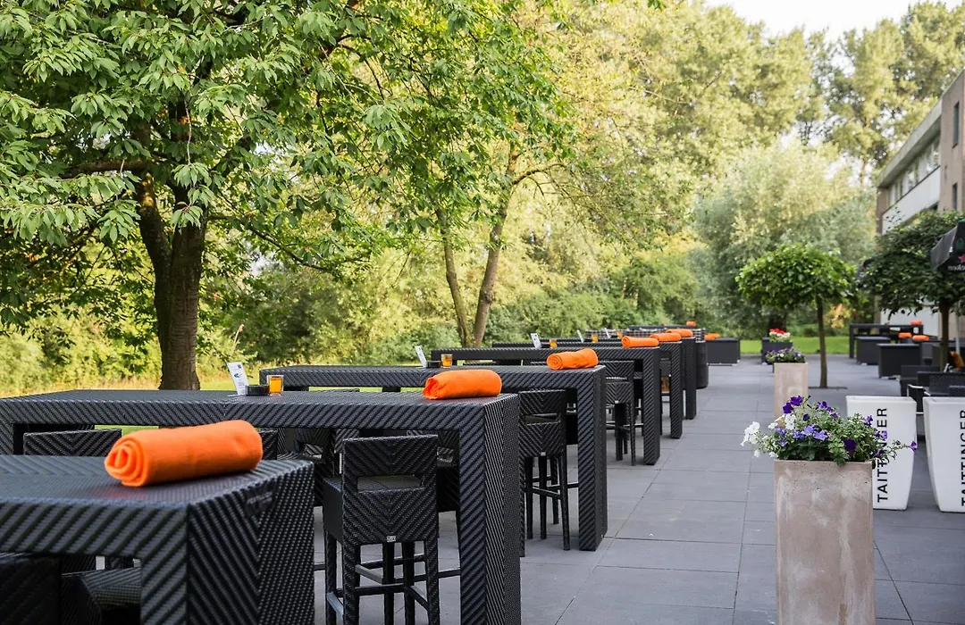 Postillion Hotel Deventer-1
