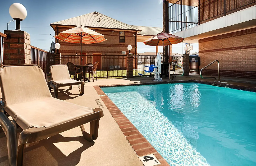 Best Western Executive Inn-1