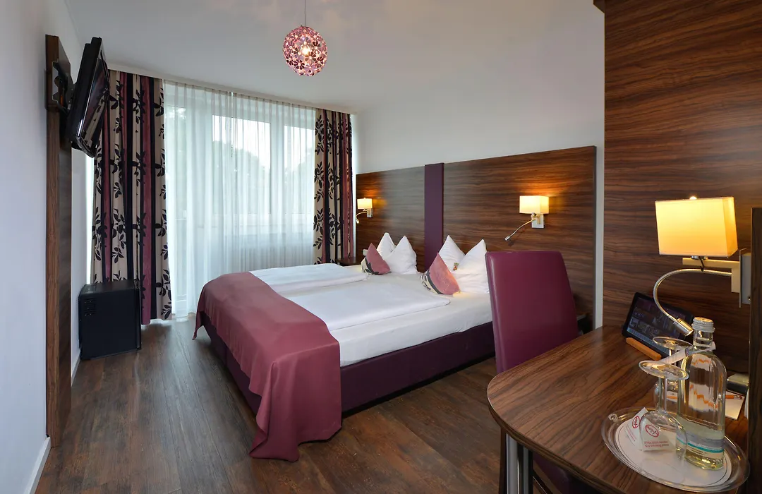 Arthotel Haar-1