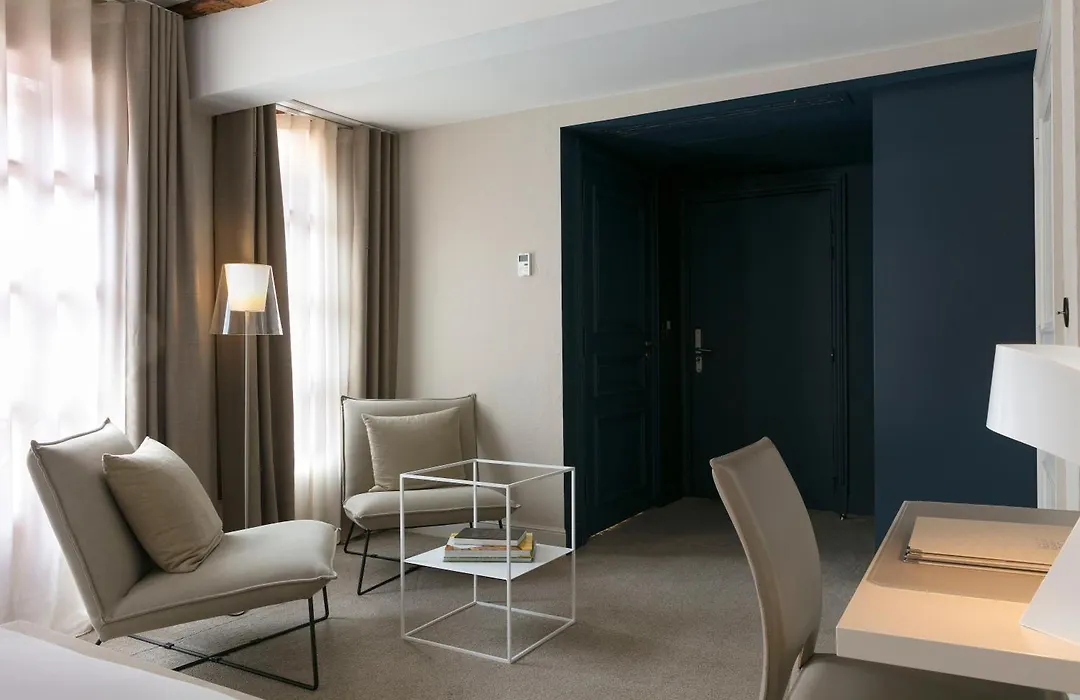 Relais & Chateaux La Maison Des Tetes-1