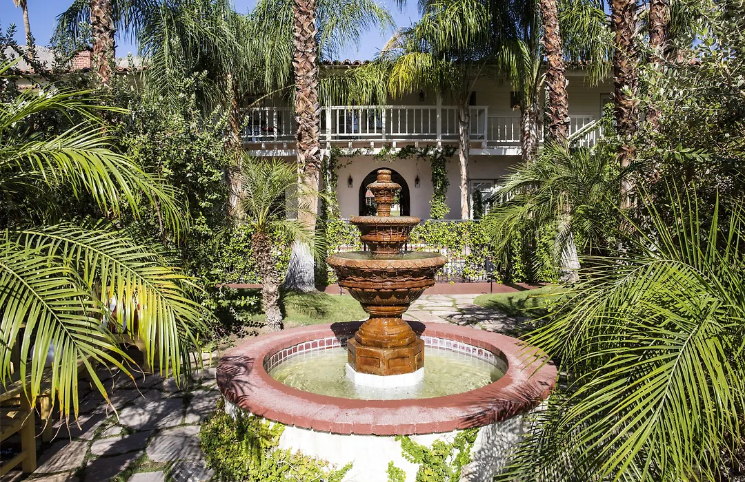 The Colony Palms Hotel And Bungalows - Adults Only-1