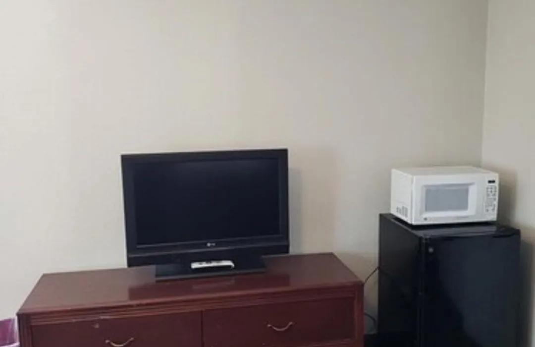 Classic Inn And Suites-1