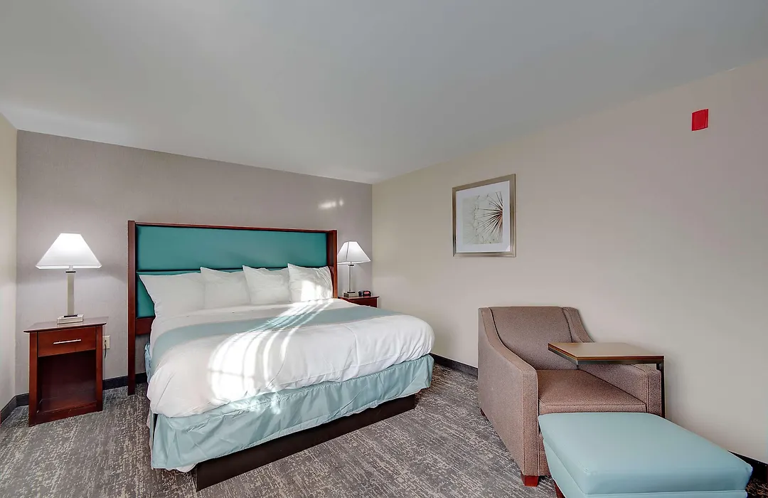Best Western Hampshire Inn & Suites-1