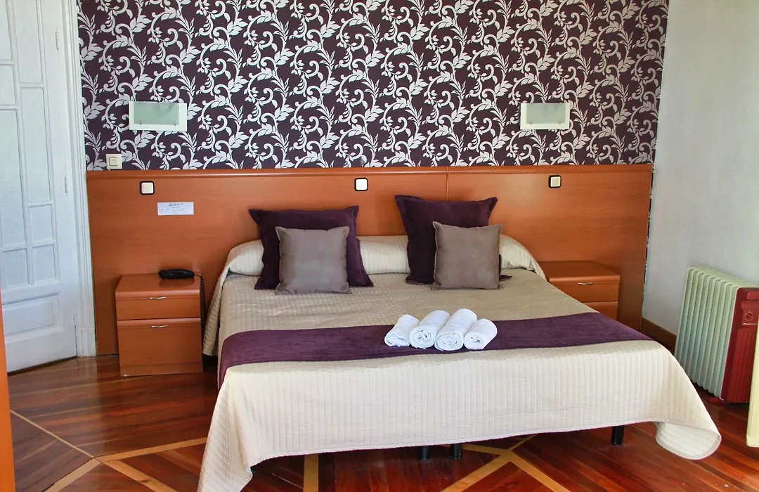 Hostal Luis XV-1