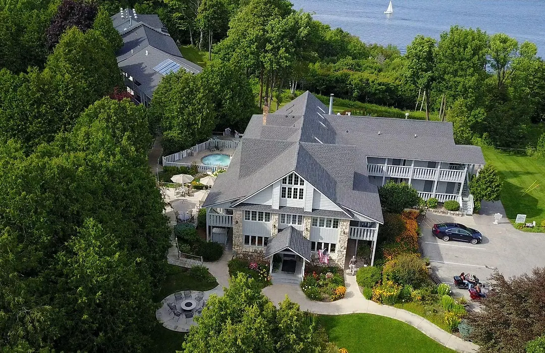 Country House Resort-1