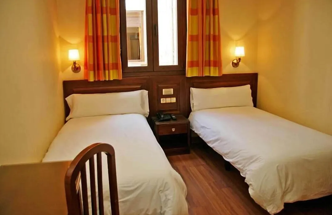 Hostal Victoria I-1