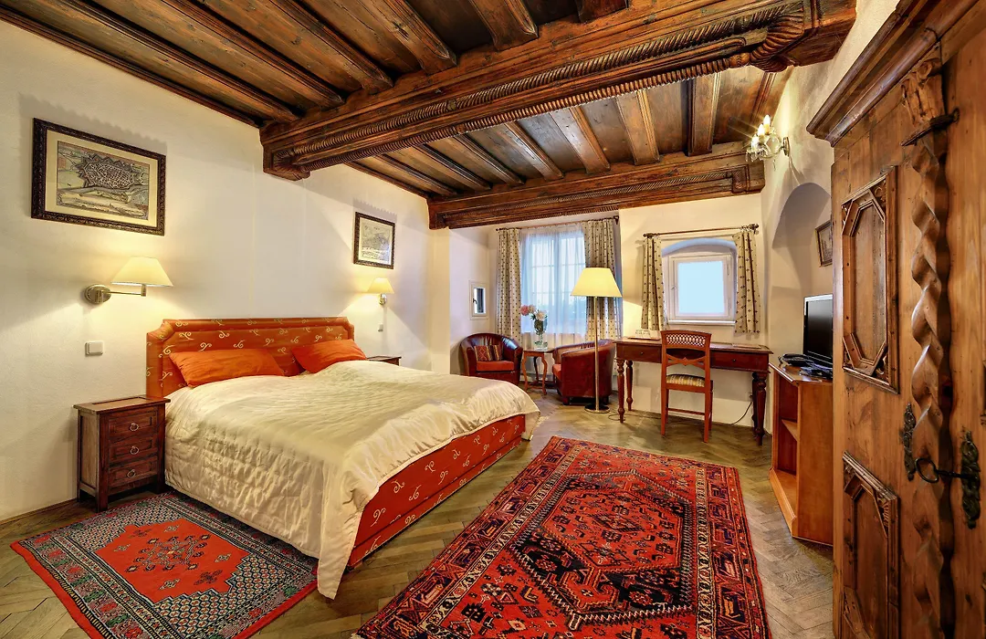 Hotel Konvice-1
