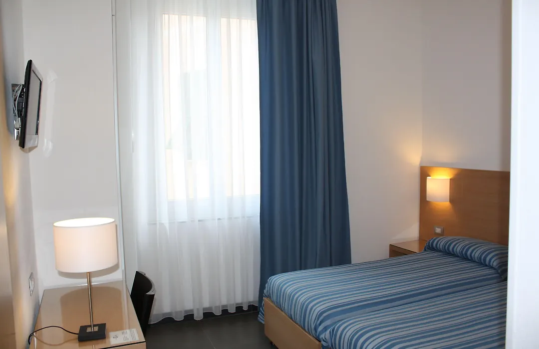 Hotel Genova-1