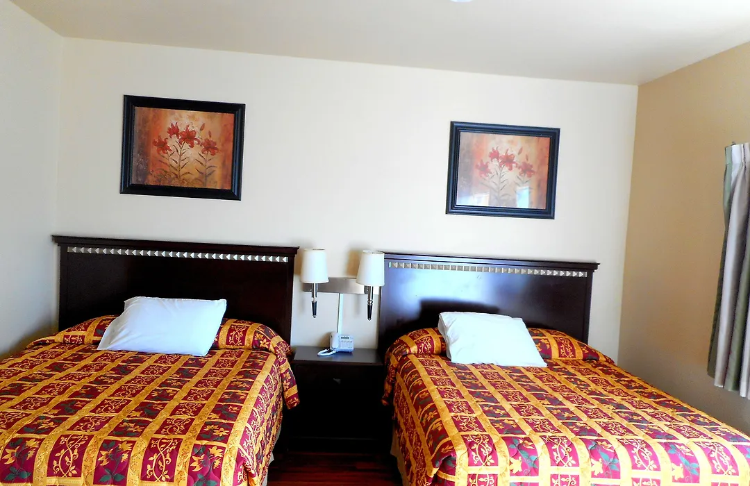Crossroads Inn & Suites-1