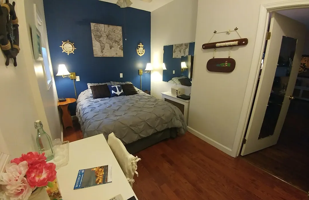 Chateau Sur Mer Bed & Breakfast-1