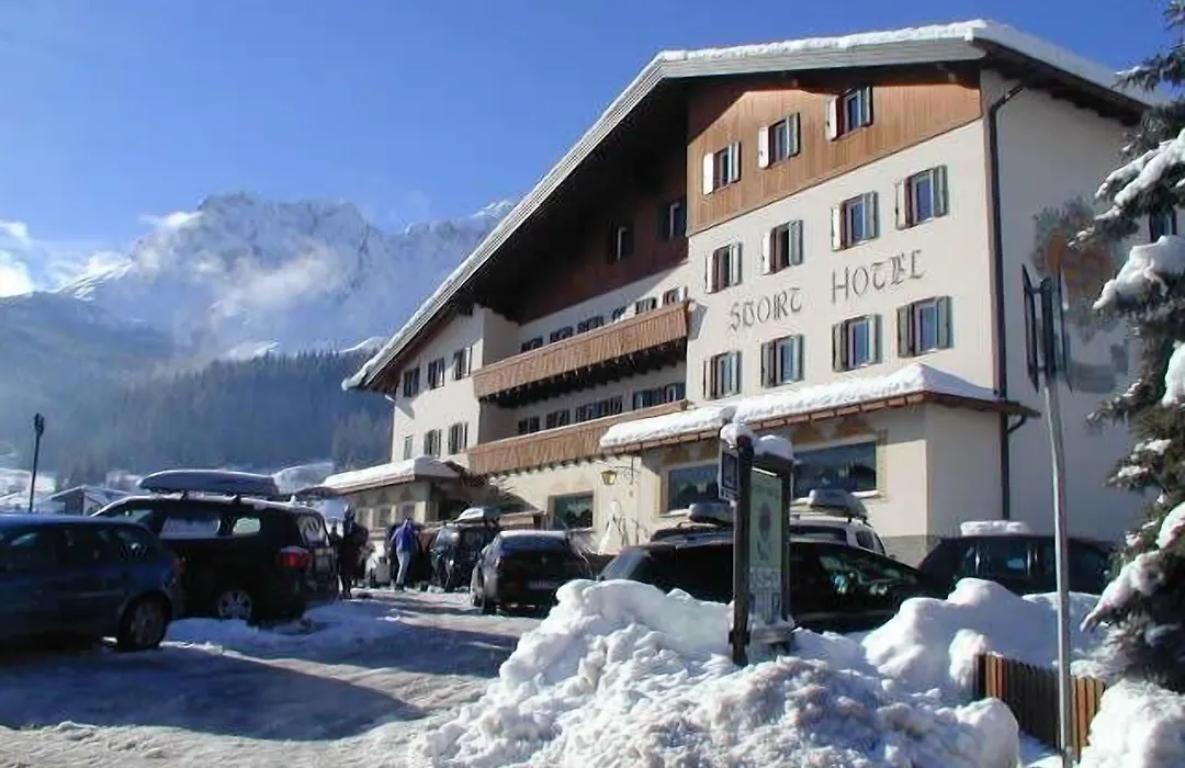 Sport Hotel-1
