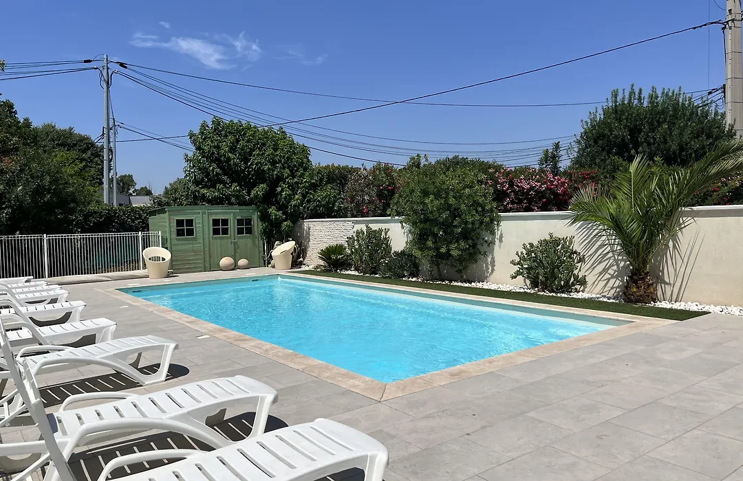 Brit Hotel Salon de Provence-1