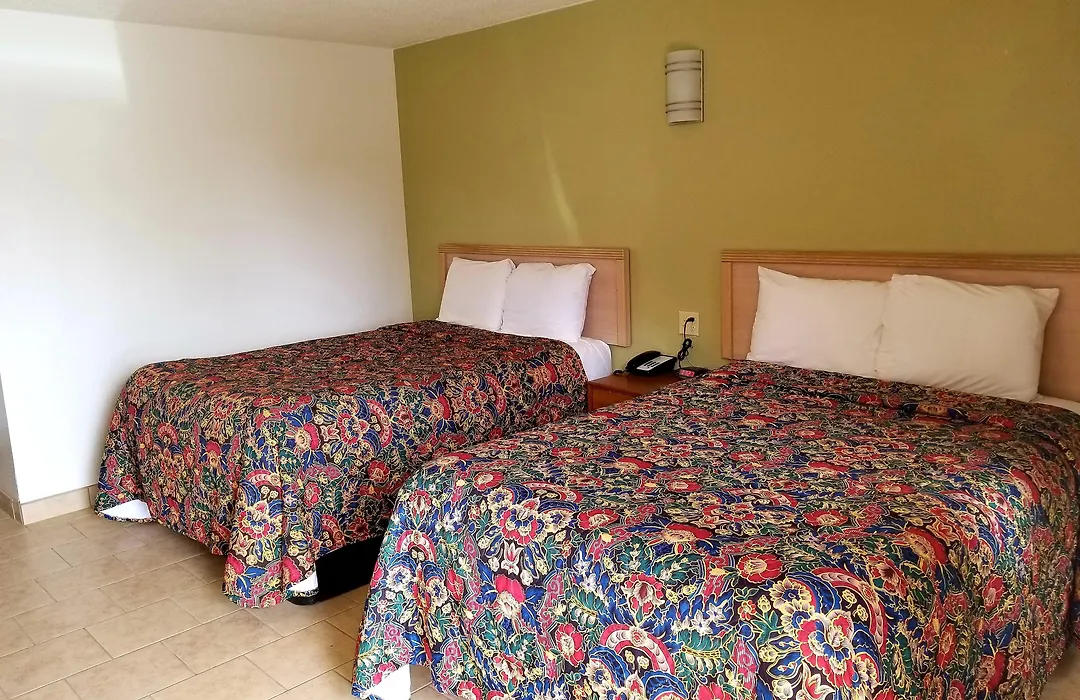 Budget Inn-1