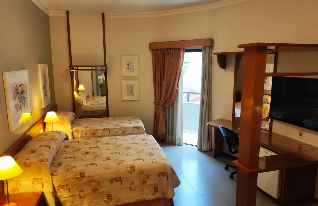 Hotel Metrópolis-1