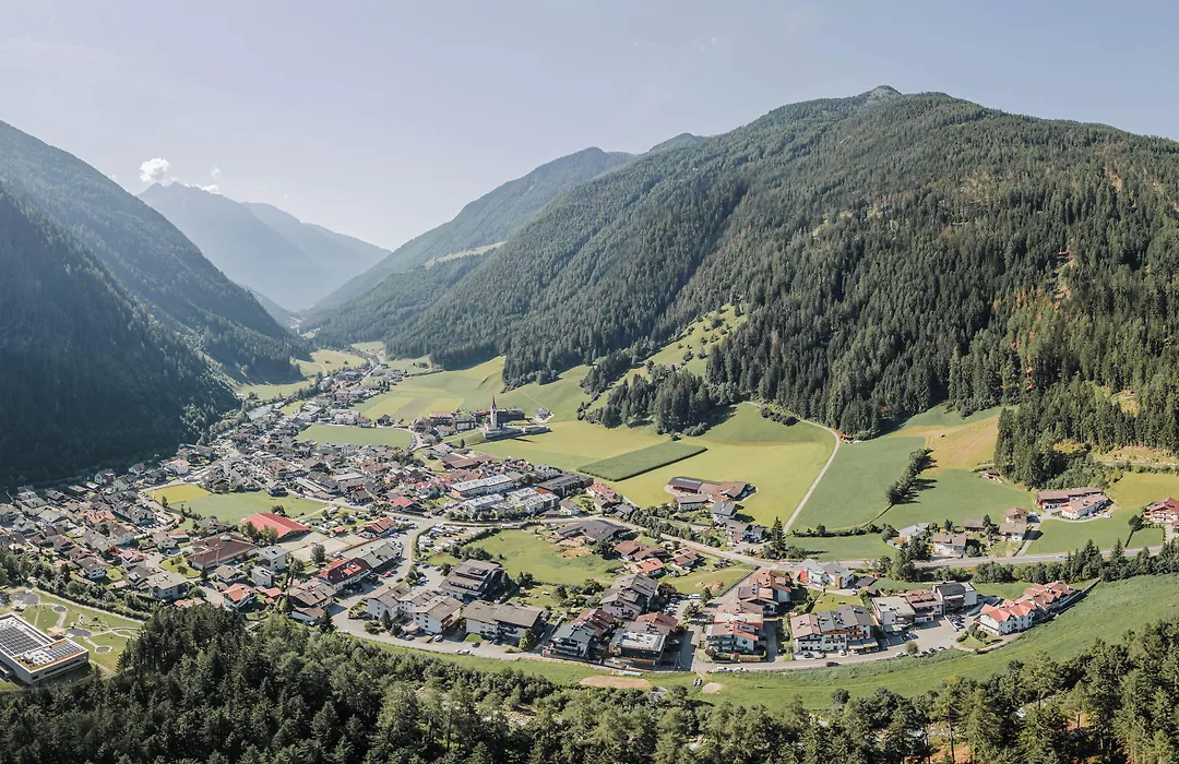 Hotel Stifter-1