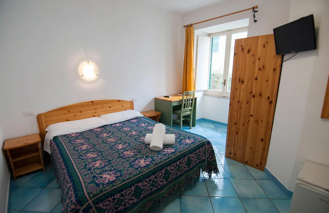 Albergo Macri-1