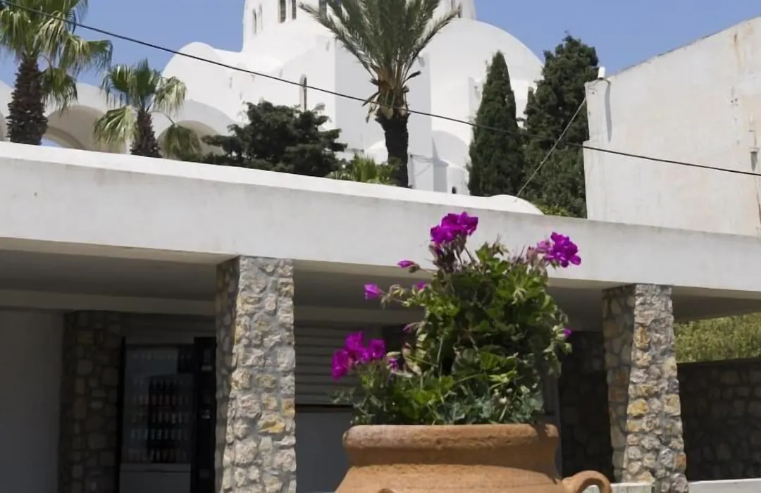 King Thiras Hotel-1
