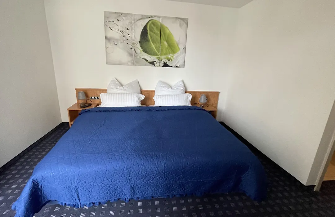 Krystall Hotel-1