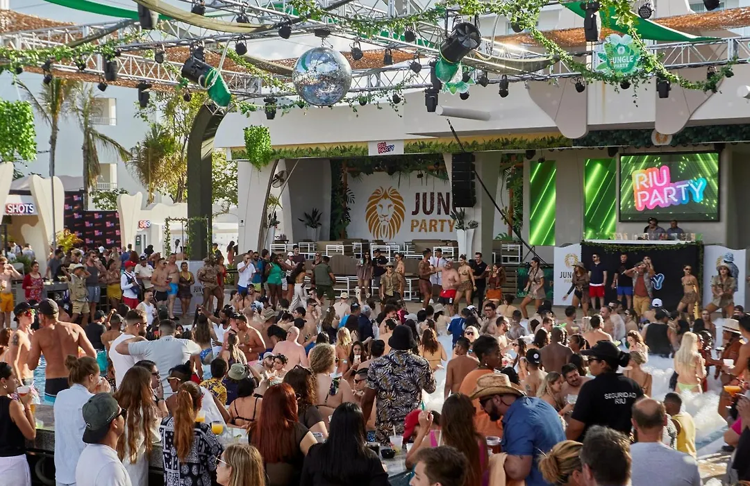 Riu Cancun (Adults Only)-1
