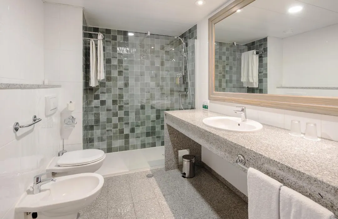 Holiday Inn Algarve Albufeira By Ihg-1