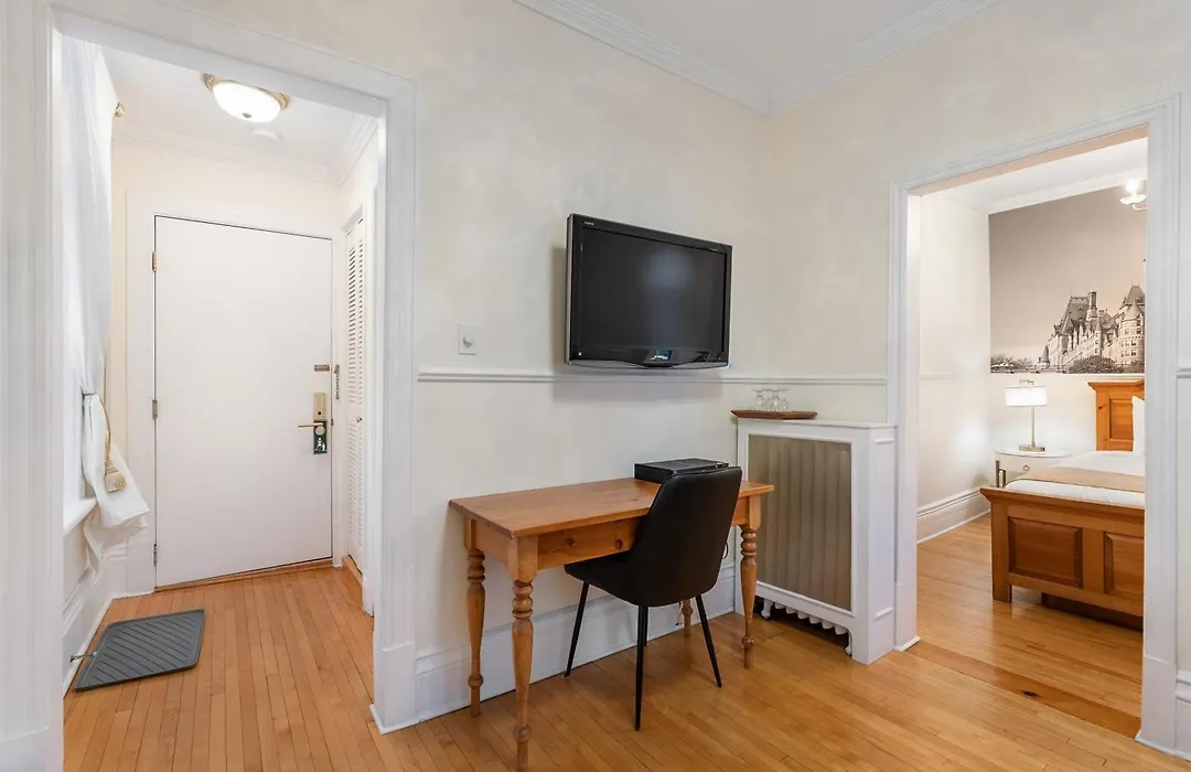 Hotel Charles-Alexandre - Par Aneyro-1