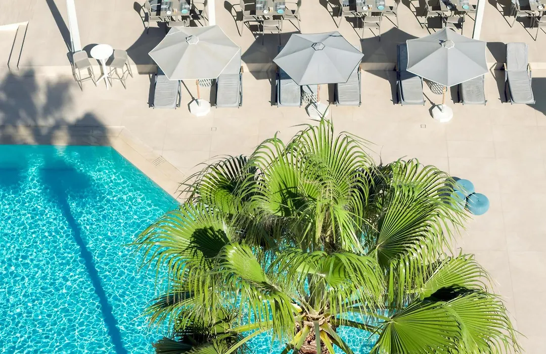Atlantis Beach Hotel-1