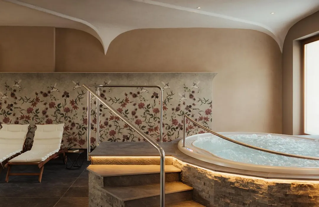 Laguscei Dolomites Mountain Hotel-1