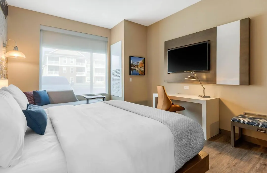 Cambria Hotel Fort Mill-1