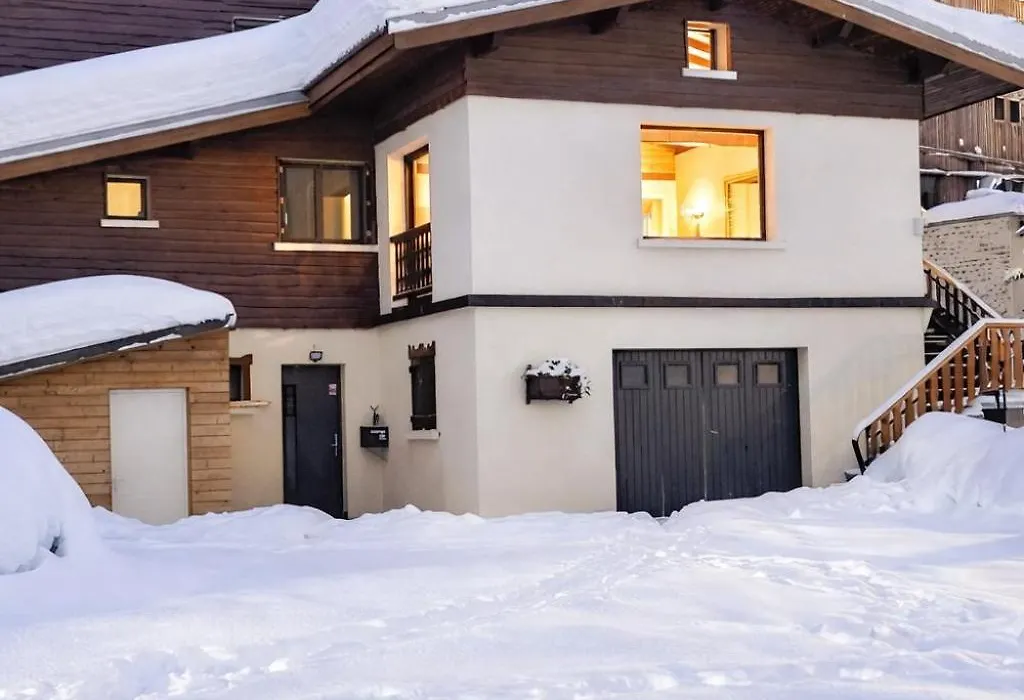Le Chalet-1
