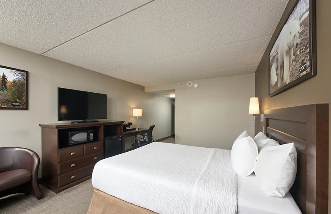 Canad Inns Destination Centre Club Regent Casino Hotel-1