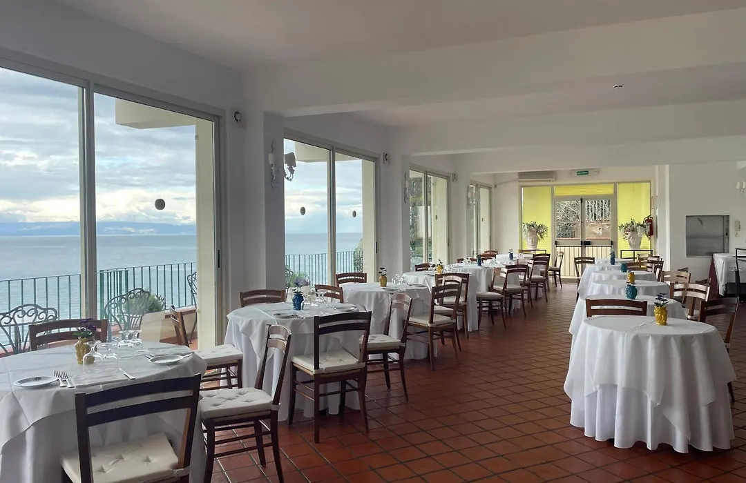 Bay Palace Mazzaro-1