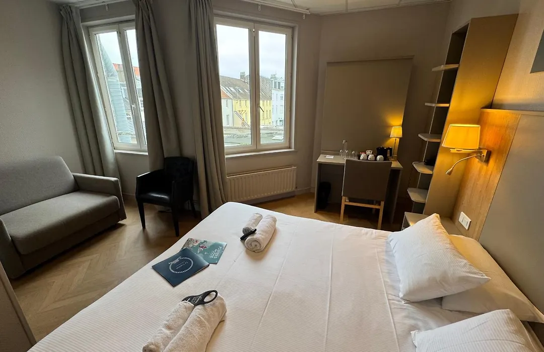 Hotel Villa Des 2 Caps-1
