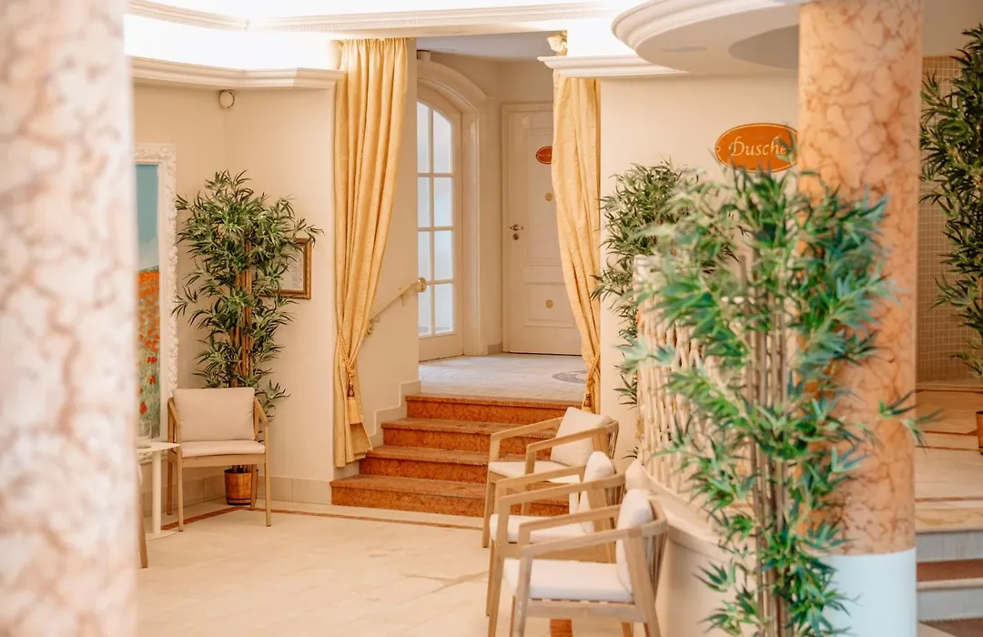 Rugard Thermal Strandhotel-1