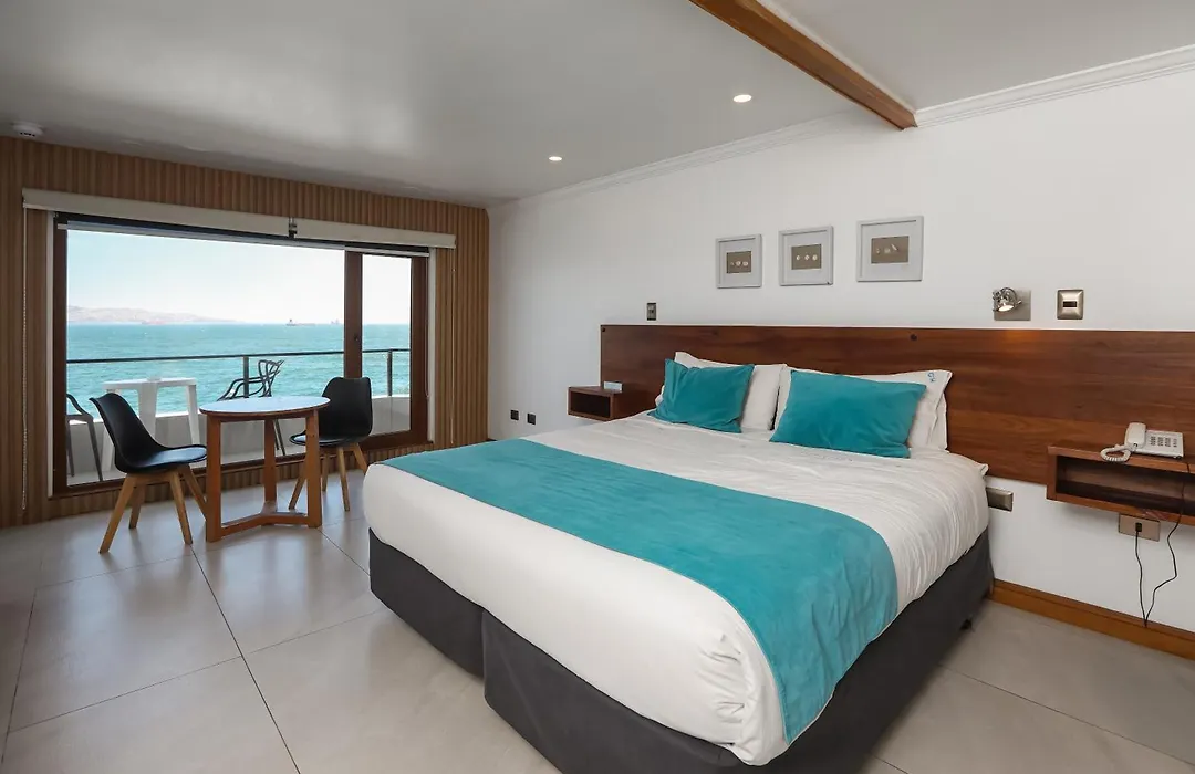 Hotel Oceanic-1