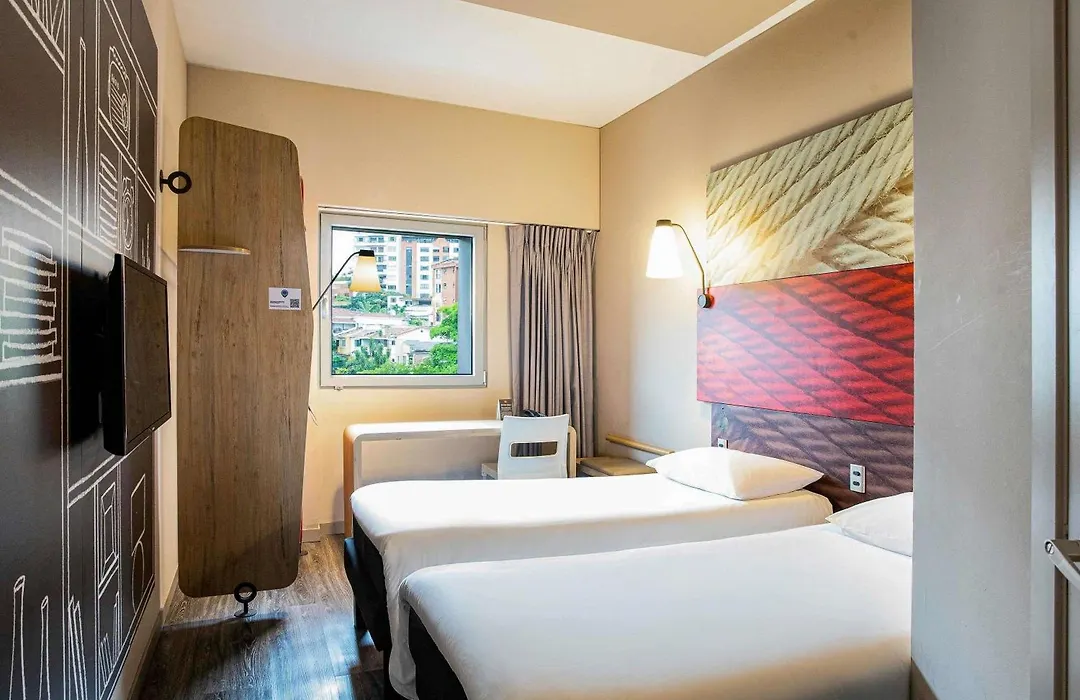 ibis Gent Centrum Opera-1
