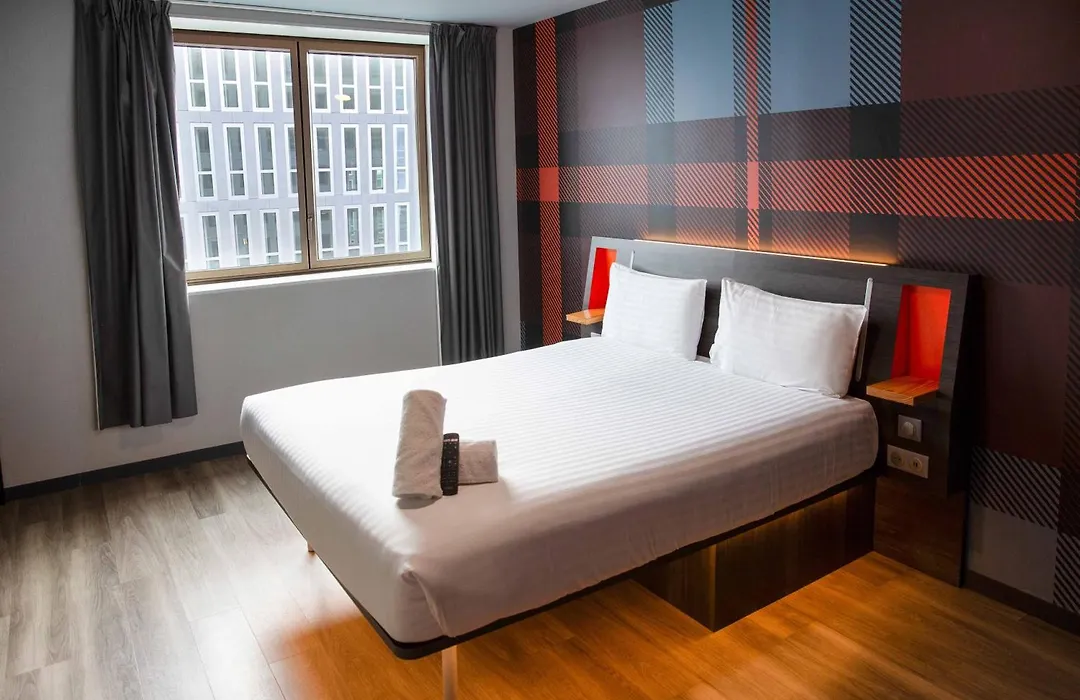 Easyhotel Paris Nord Aubervilliers-1