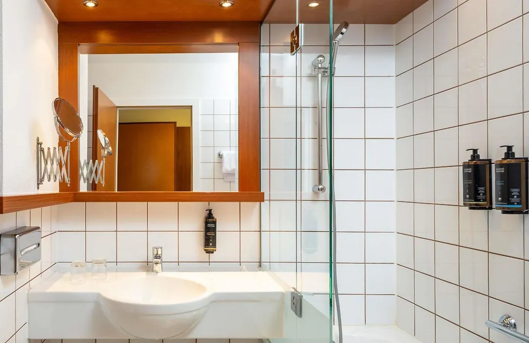 Hotel Mercure Wien Westbahnhof-1