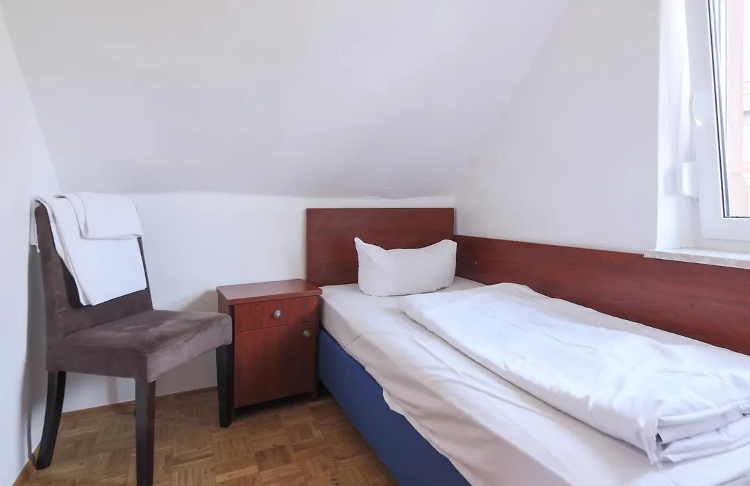 Hotel Starkenburger Hof-1